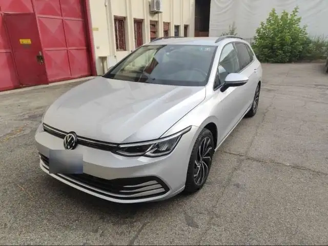 Volkswagen Golf Variant 1.0 eTSI Life DSG Kamera/LED/17 Life