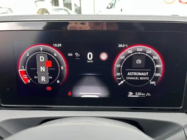 Volkswagen Tiguan view 10