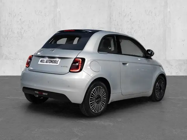 Fiat 500c view 2