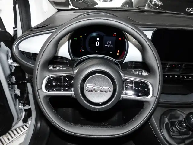 Fiat 500c view 7