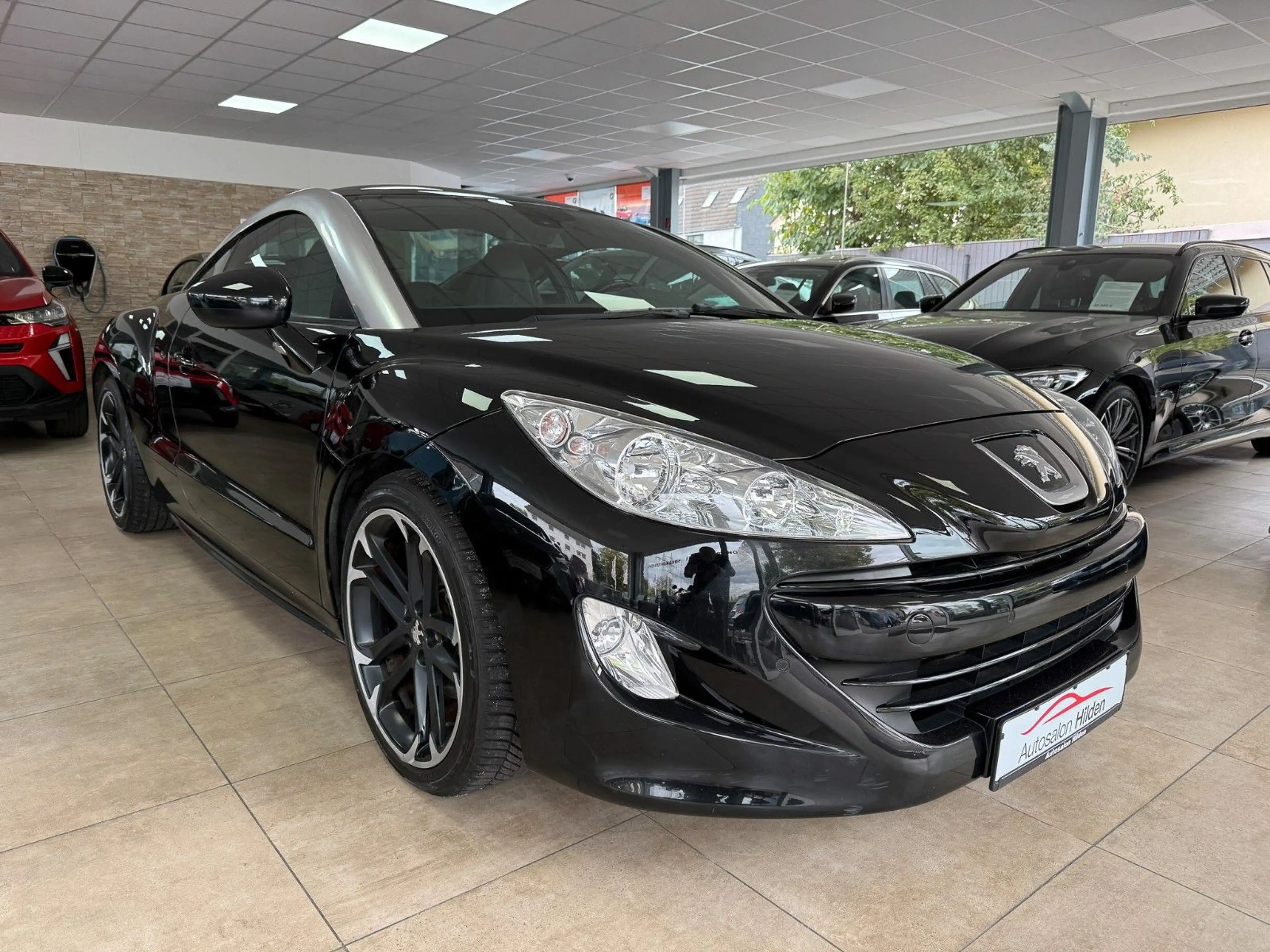 Peugeot RCZ 1.6 THP 155 Leder Komfort-Paket TÜV 1. Hand