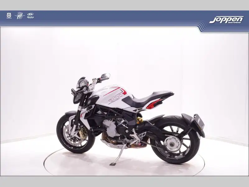 MV Agusta Dragster - foto 5