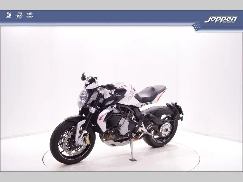 MV Agusta Dragster - foto 4