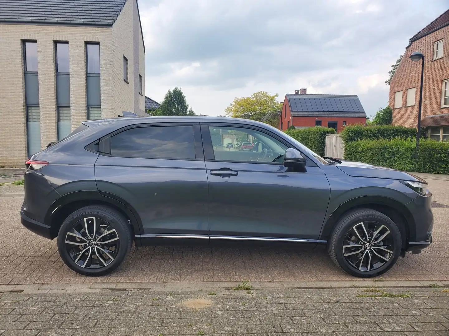 Honda HR-V HRV  HYBRIDE ADVANCE  AUTOMATIQUE Grijs - 1