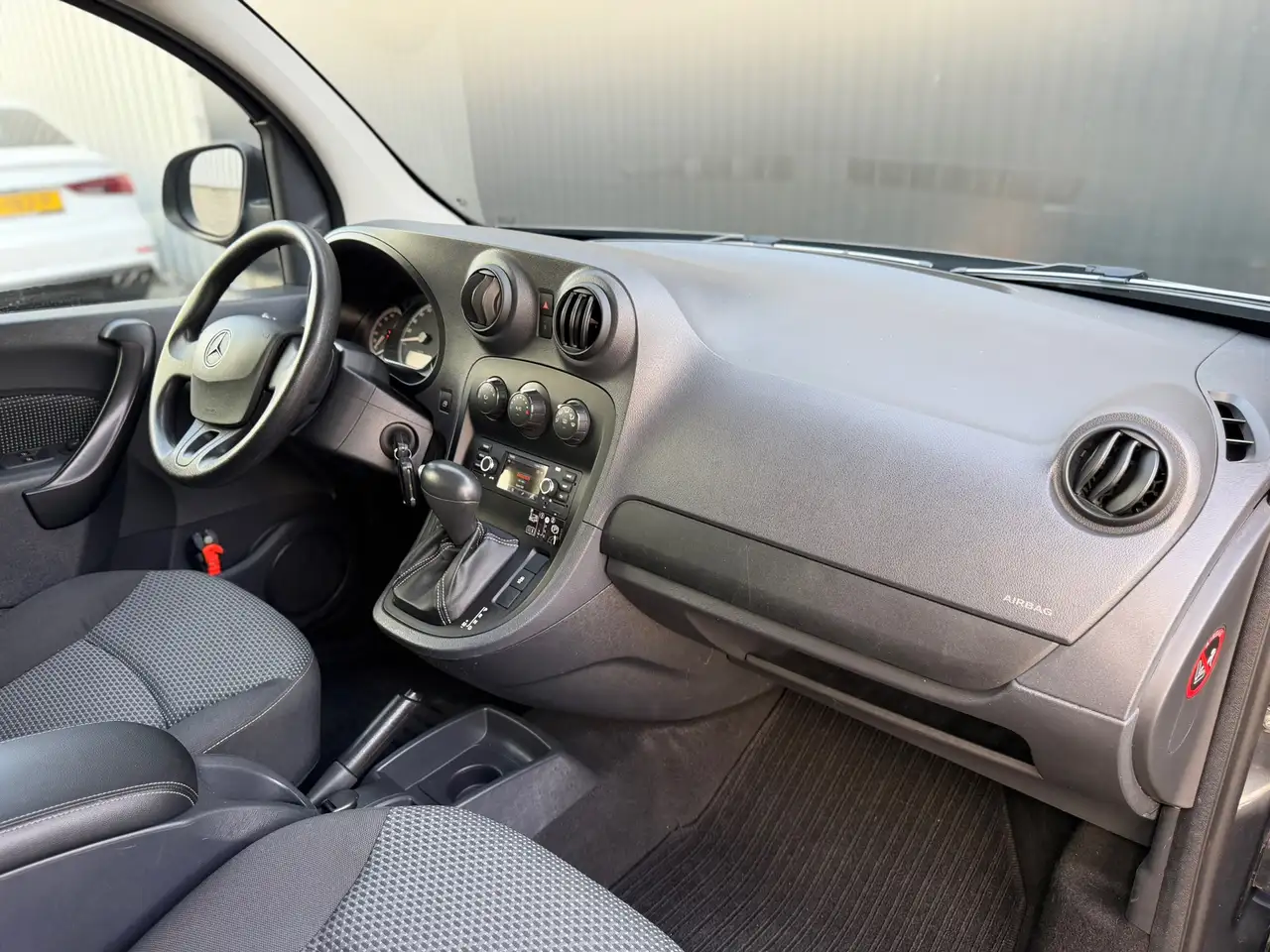 Mercedes-Benz Citan Citan Fourgon — photo 21 sur 42