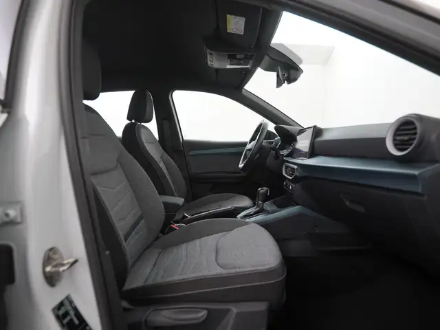 Seat Arona view 3