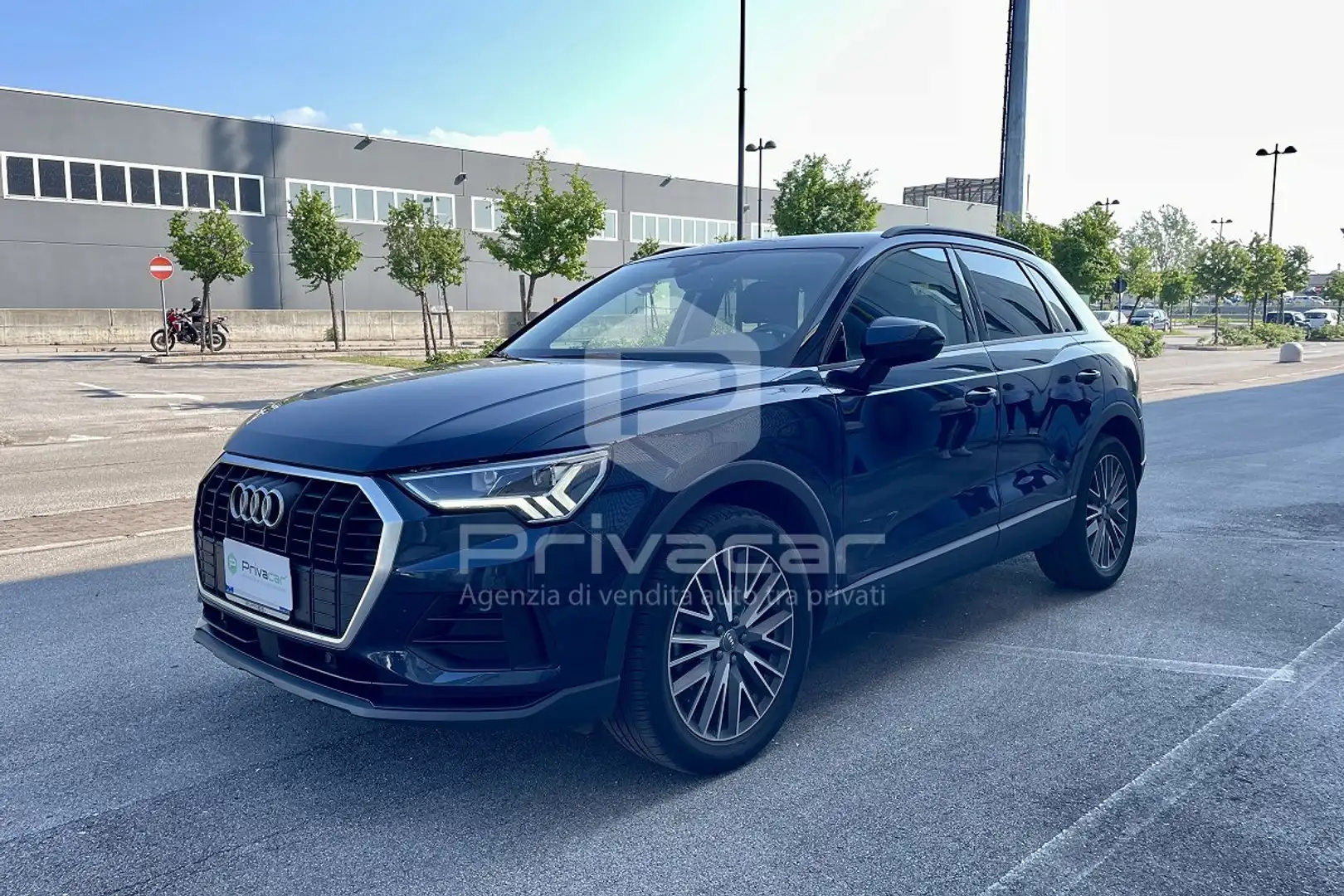 Audi Q3 Q3 1.4 TFSI 150 CV  S tronic Blau - 1