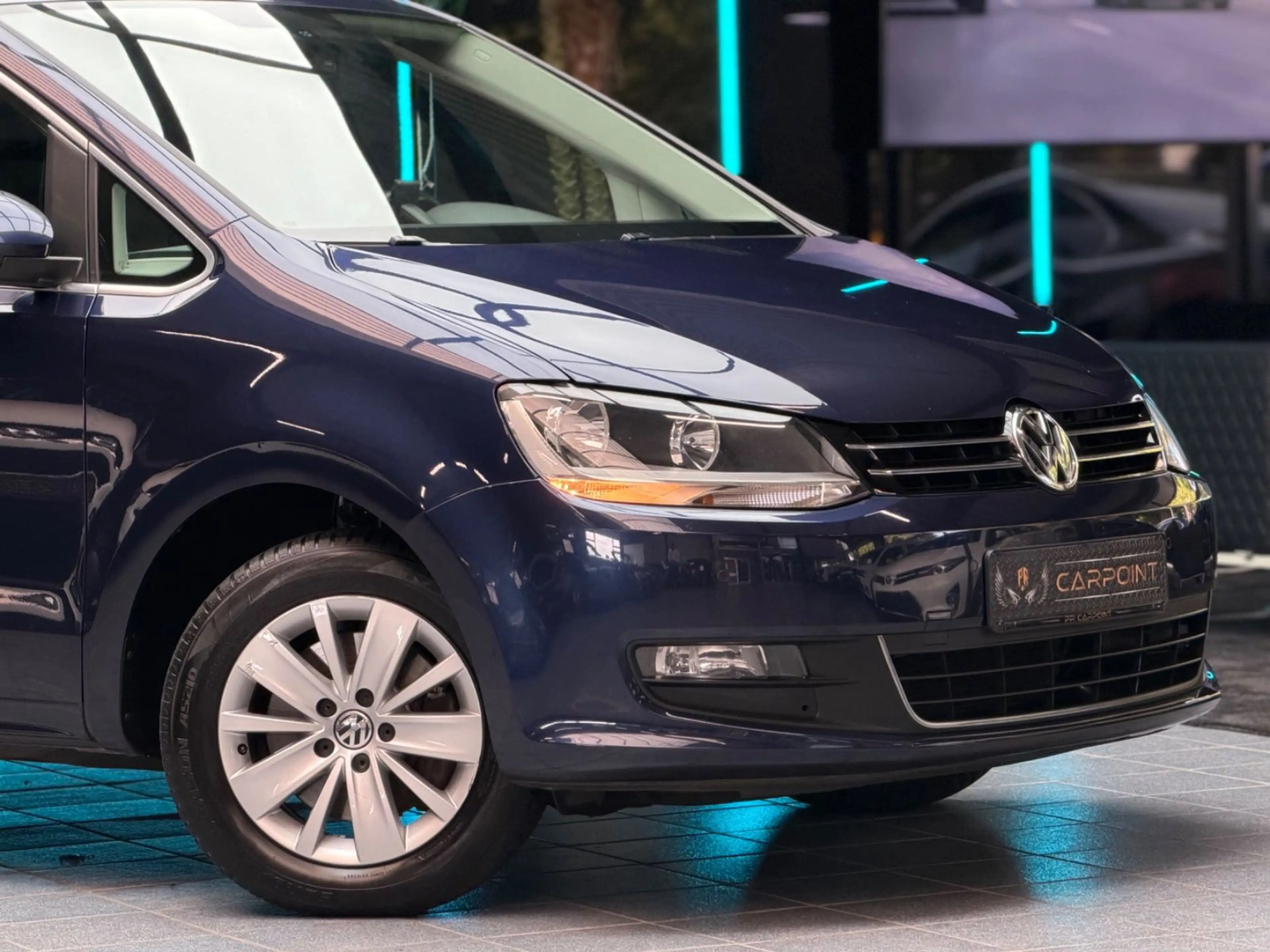 Volkswagen Sharan Comfortline BMT 1.4l 7-Sitzer/BT/Navi/CAM — photo 3