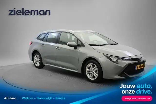 Toyota Corolla Touring Sports 1.8 Hybrid Active - Carplay, Camera