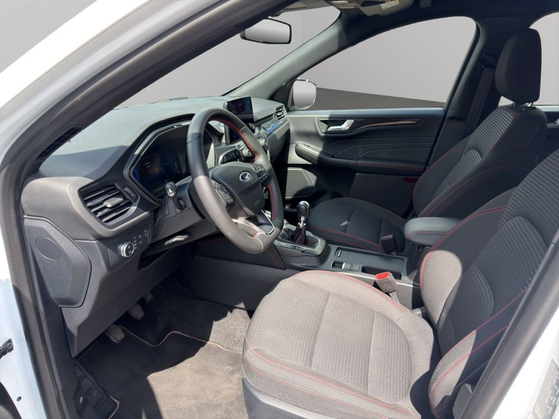 Ford Kuga 1.5 EcoBoost ST-LINE — photo 9
