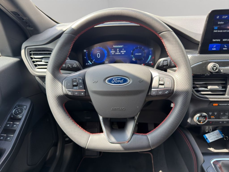 Ford Kuga 1.5 EcoBoost ST-LINE — photo 11