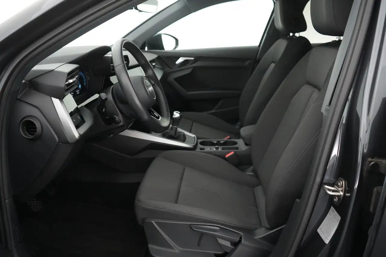 Audi A3 Sedan 30 TFSI Attraction Business GPS PDC CAM B&O, миниатюра 18