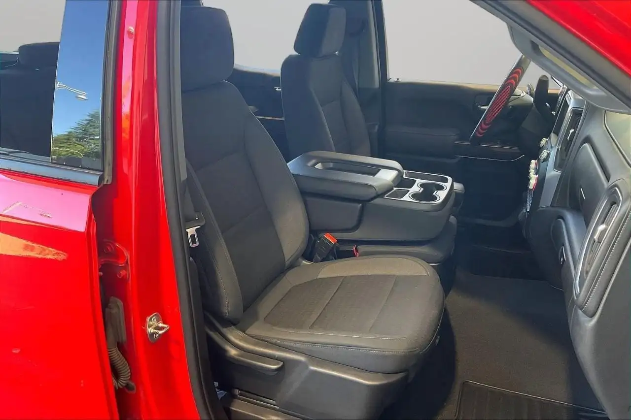 GMC Sierra 1500 fotografie GMC Sierra 1500
