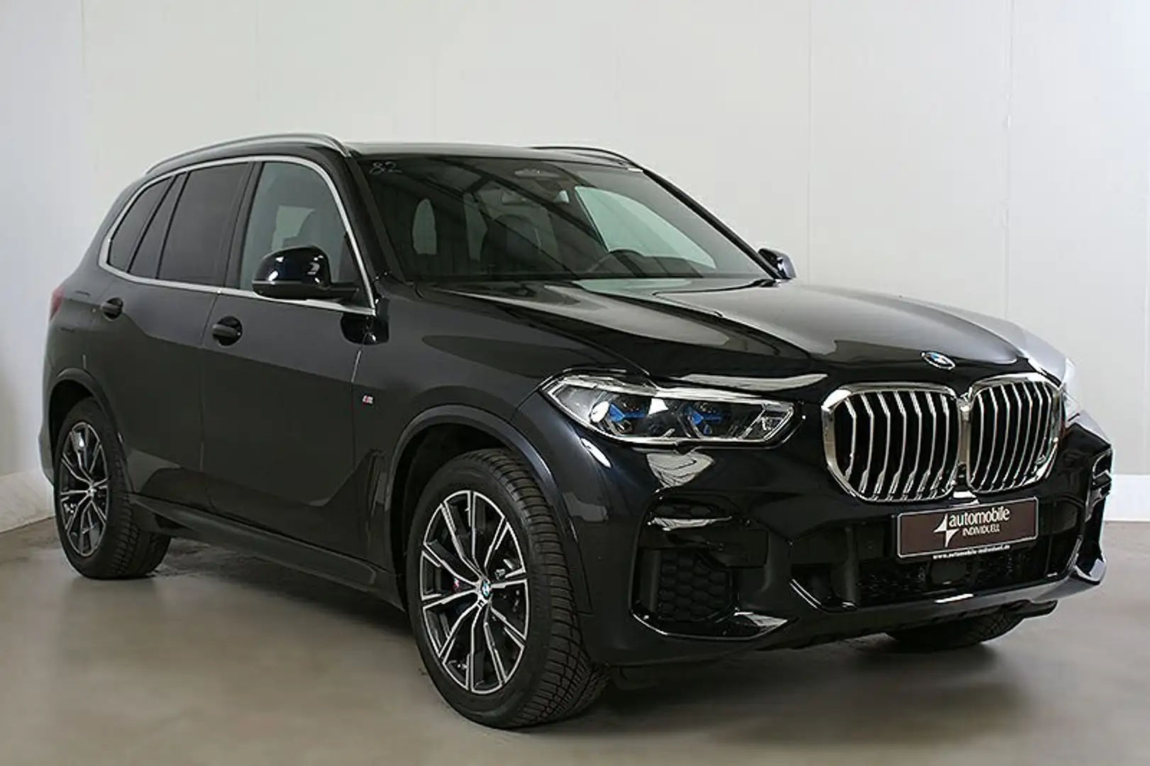 BMW X5 xDr. 30dA M Sportpaket AHK HuD ACC Standh Pan Schwarz - 2