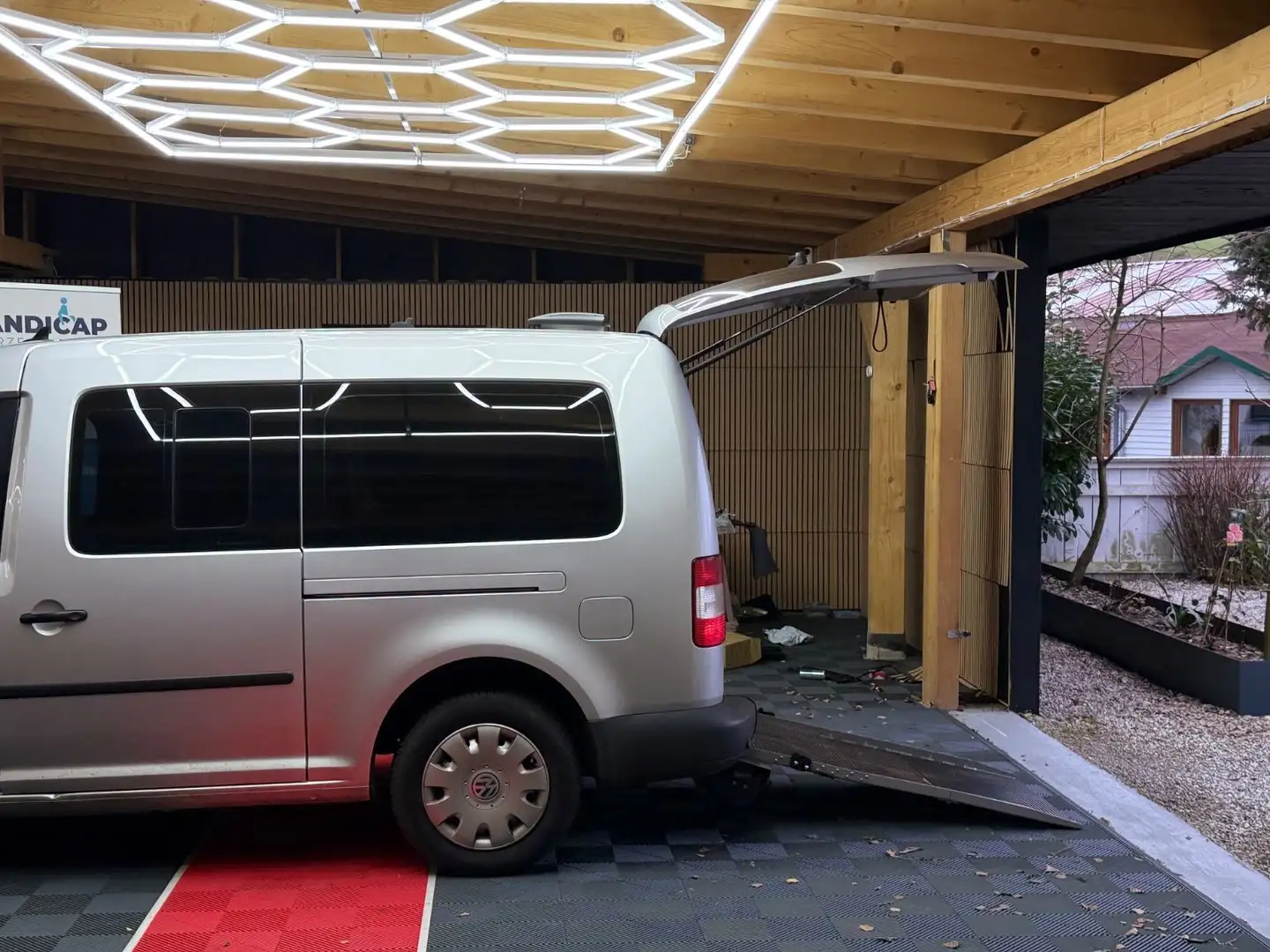 Volkswagen Caddy Maxi DSG Behindertengerecht-Rampe Argent - 2