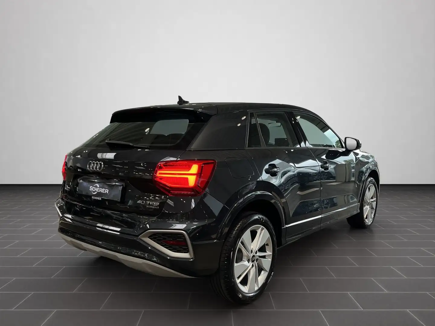 Audi Q2 advanced 40 TFSI quattro 140(190) kW(PS) S tr Grau - 2