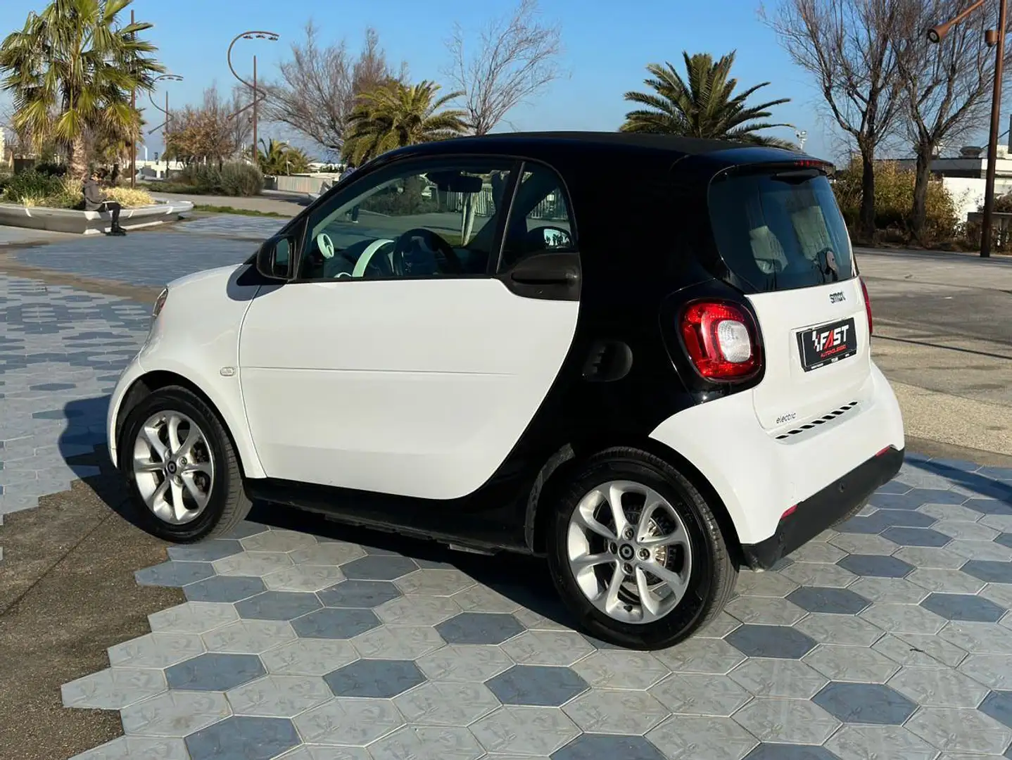 smart forTwo Fortwo coupe ed Bílá - 2