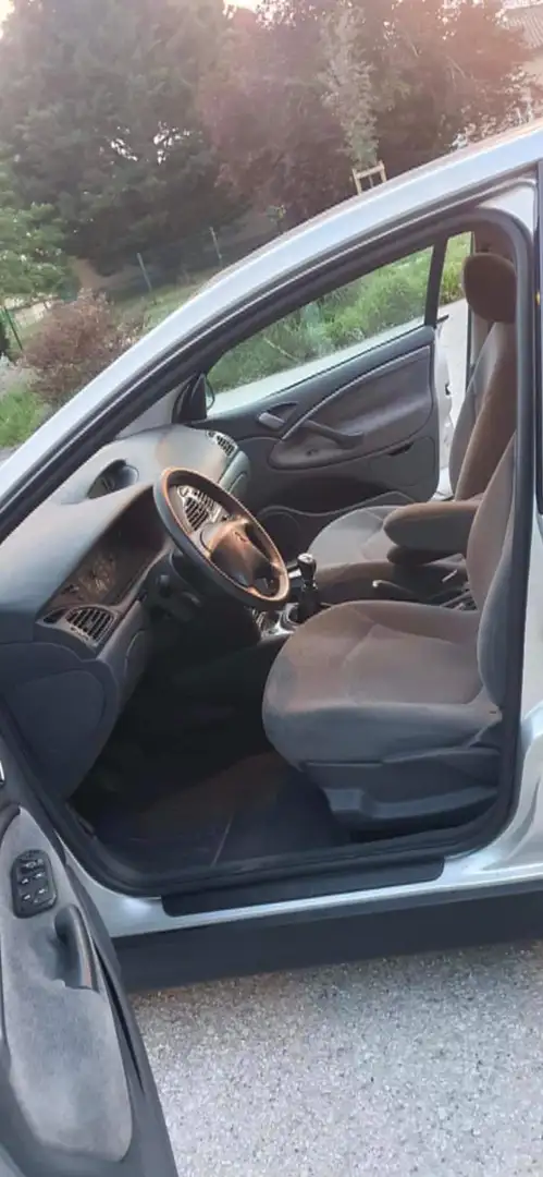 Citroen C5 C5 2.2 HDi 16V 136 FAP Pack Ambiance - 2