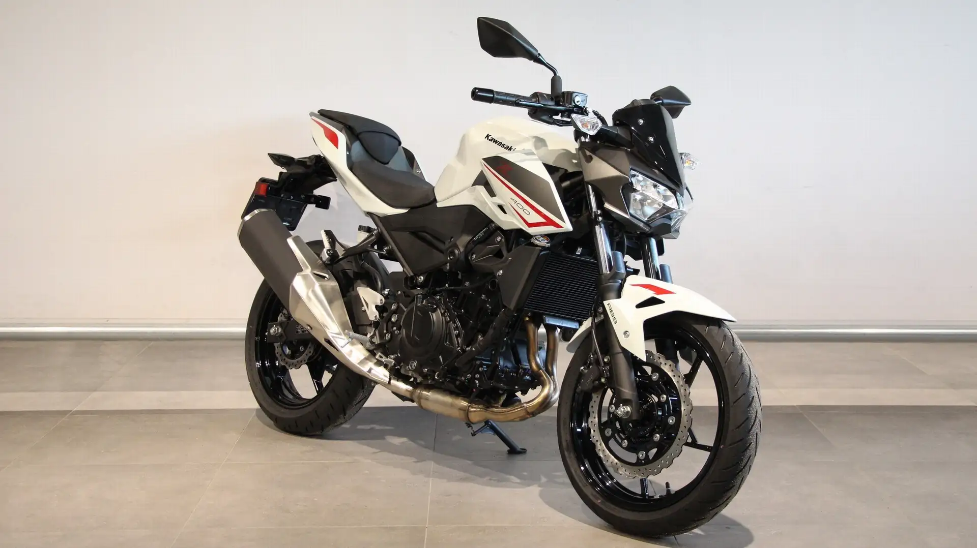 Kawasaki Z 400 bijela - 2