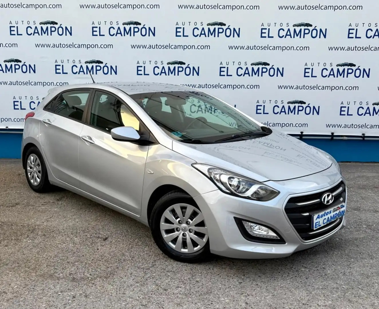 Hyundai i30 1.4 MPI BD Klass 100 Zilver - 2