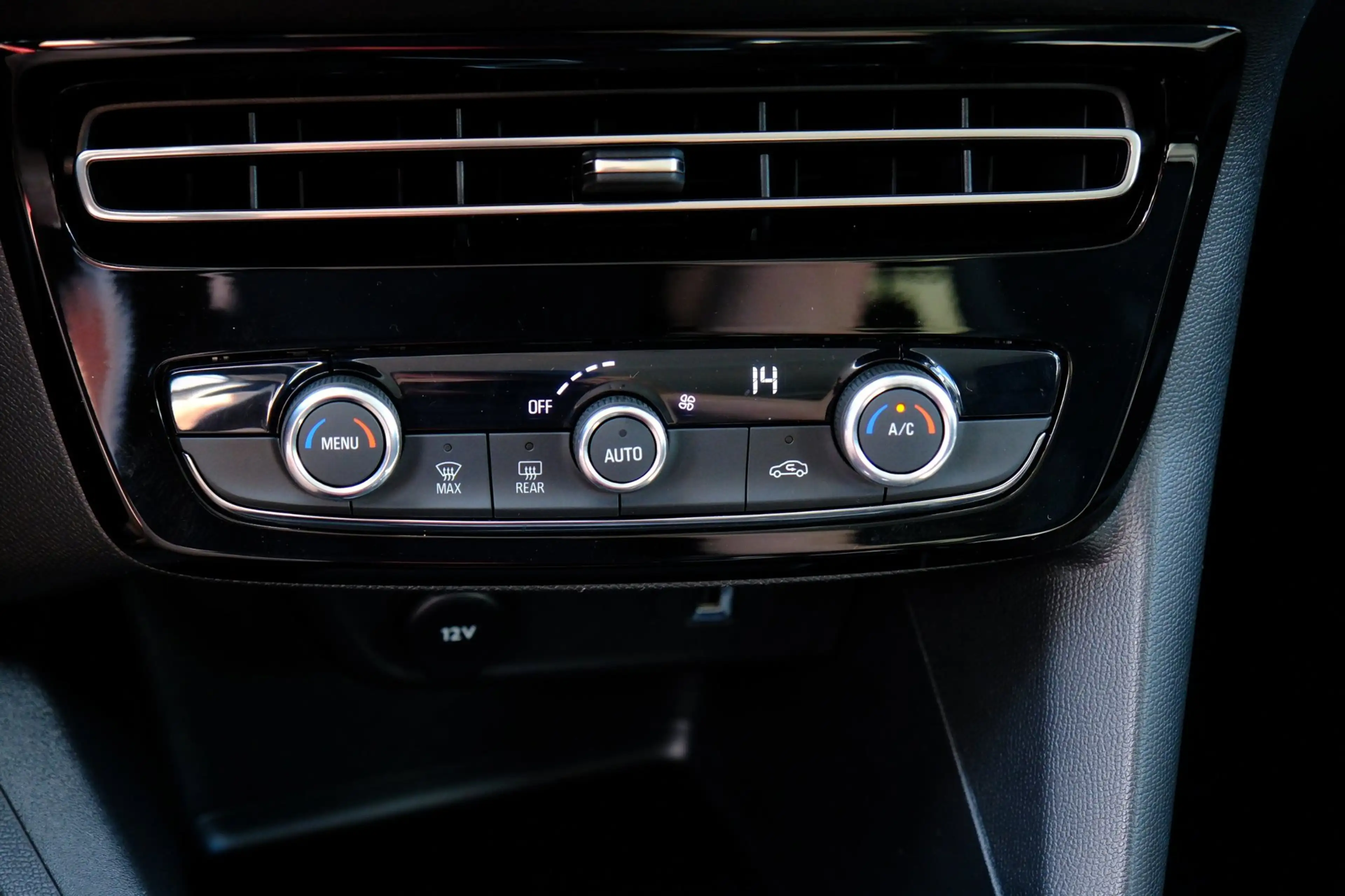 Opel Mokka-E Edition 50-kWh 7.4kw bl. Aut. Clima|Cam|DAB|LMV — photo 13