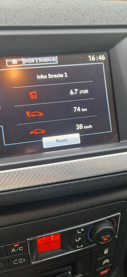 Citroen C5 Tourer HDi 180 Exclusive Vollausstattung Schwarz - 2
