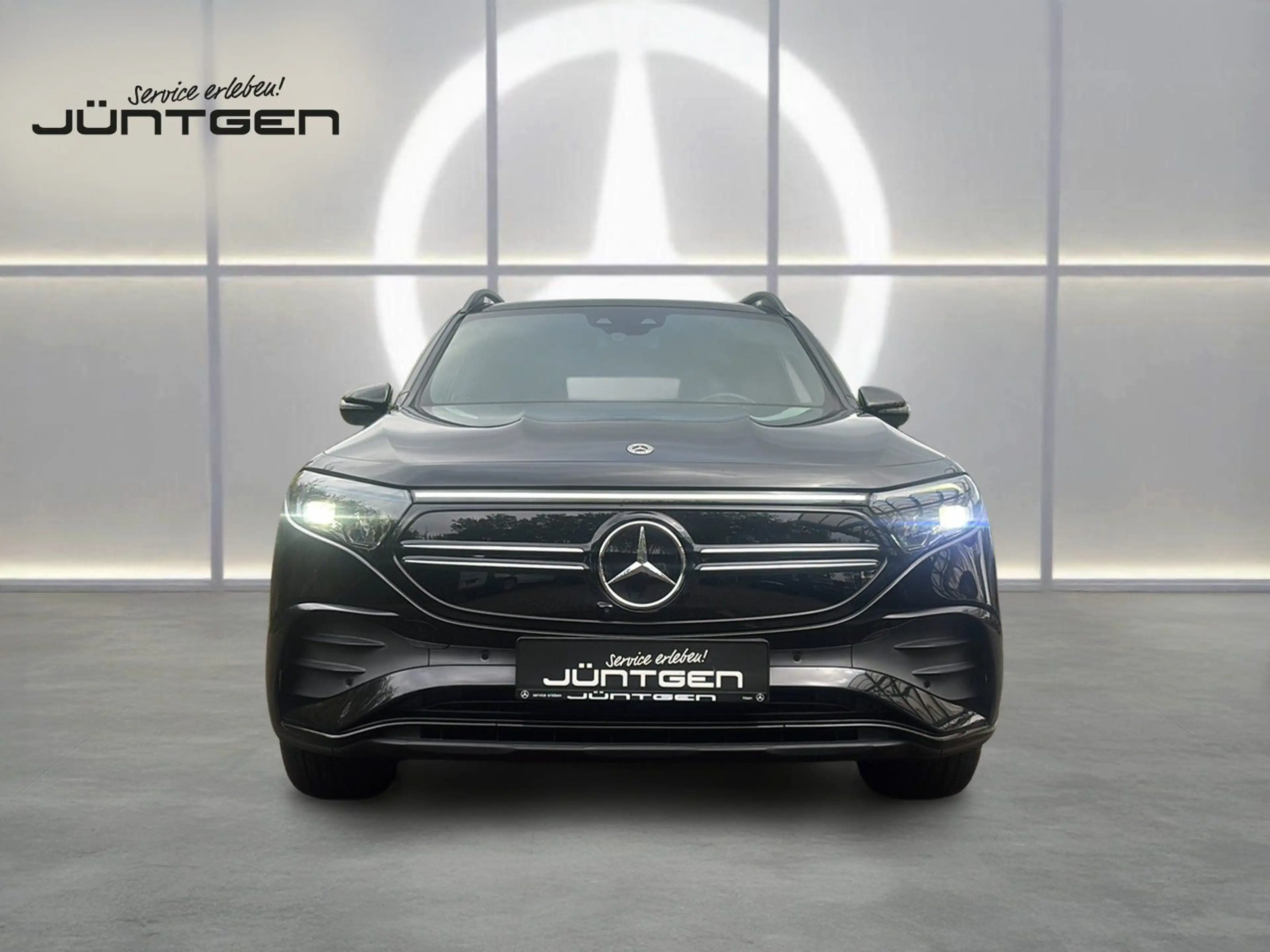 Mercedes-Benz EQB 350 AMG 4M AMG 360° MEMORY HUD DISTRO KEYL — photo 2
