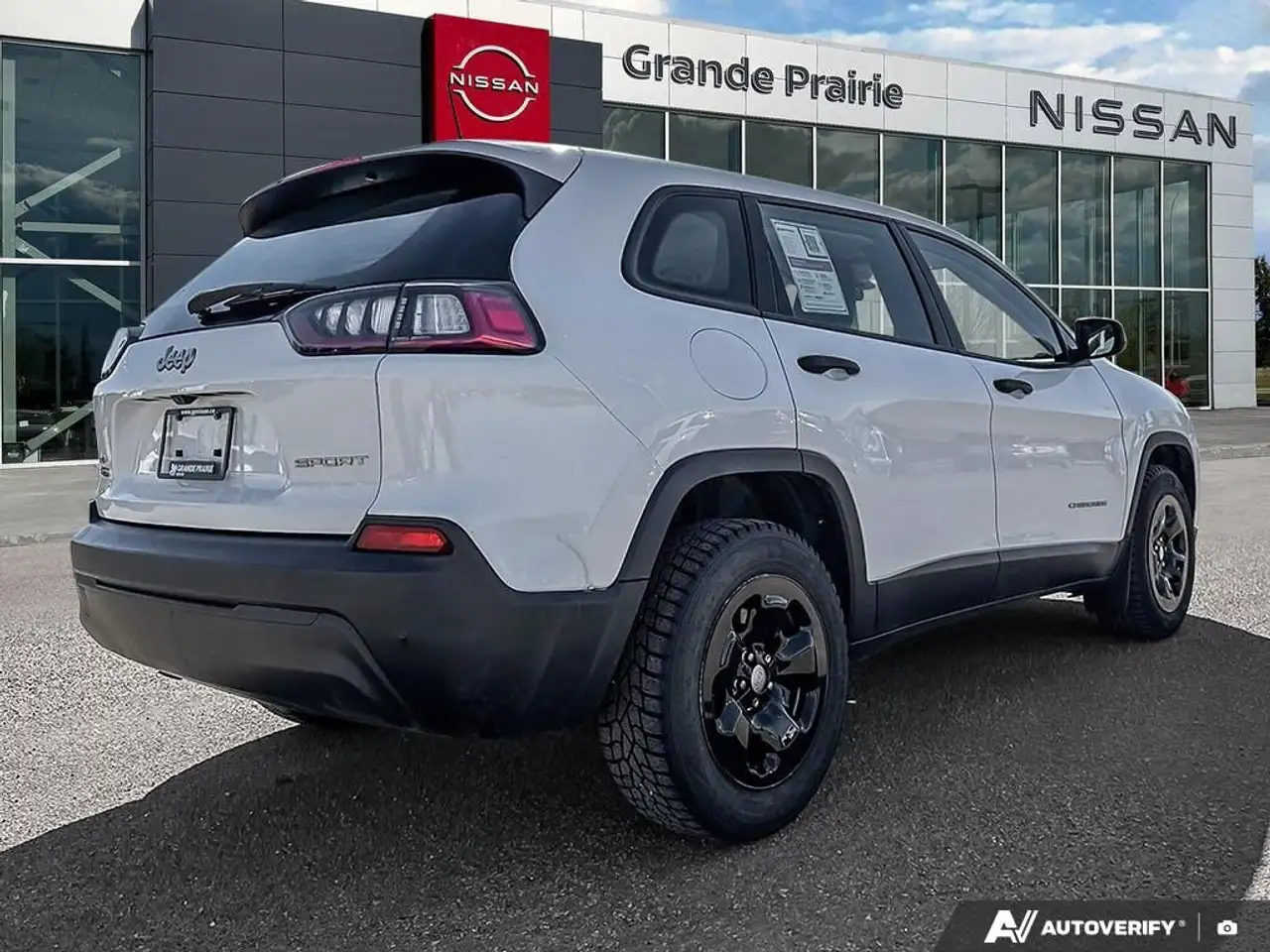 Jeep Cherokee снимка Jeep Cherokee