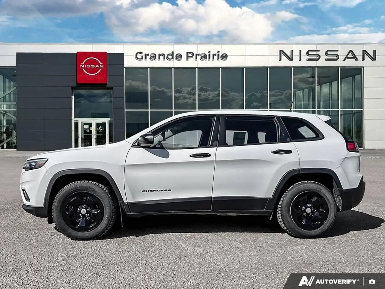 Jeep Cherokee снимка Jeep Cherokee