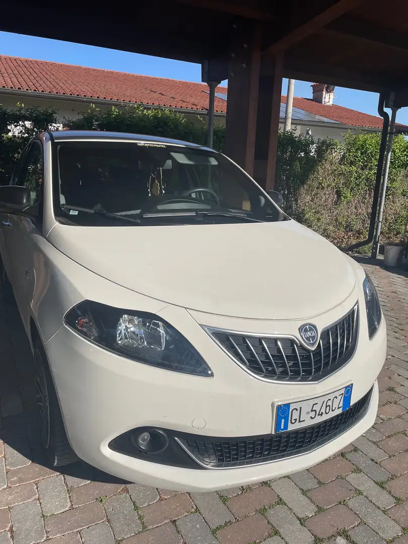 Lancia Ypsilon Ypsilon III 2021 1.0 firefly hybrid Silver s Bianco - 1