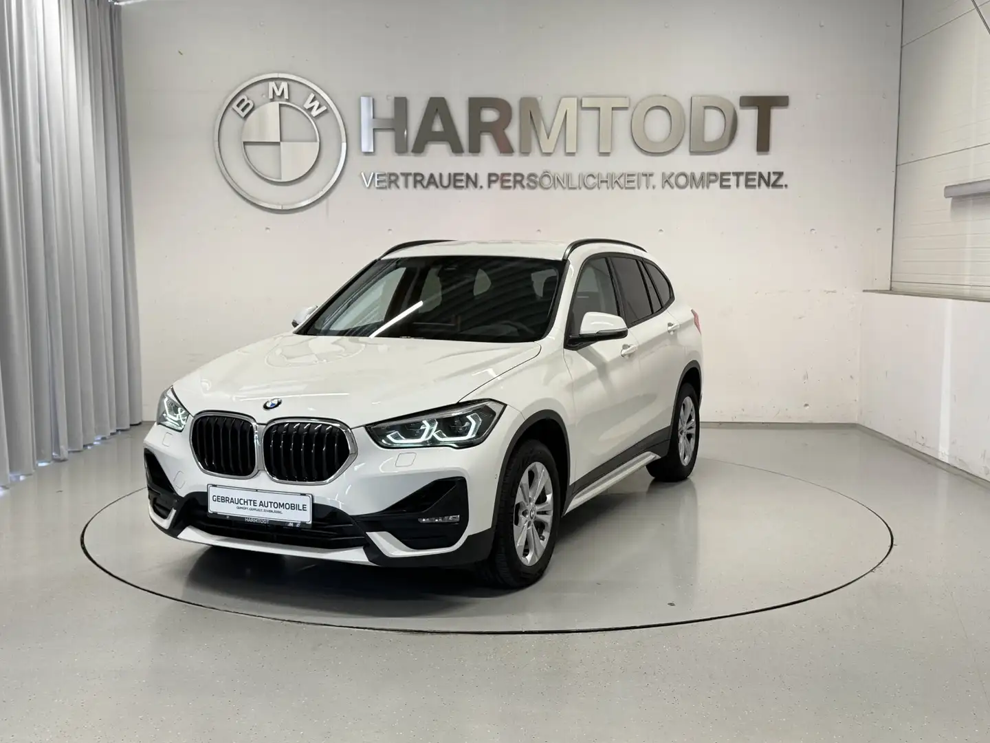 BMW X1 sDrive18d Weiß - 2