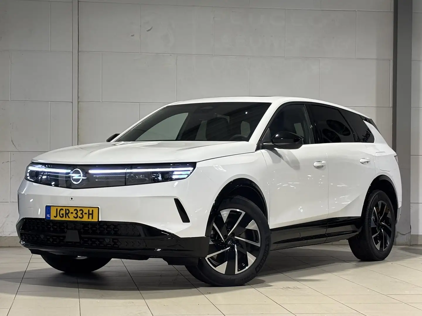 Opel Grandland Electric Business Edition 73kWh 210pk | Hi-Fi FOCA Wit - 2