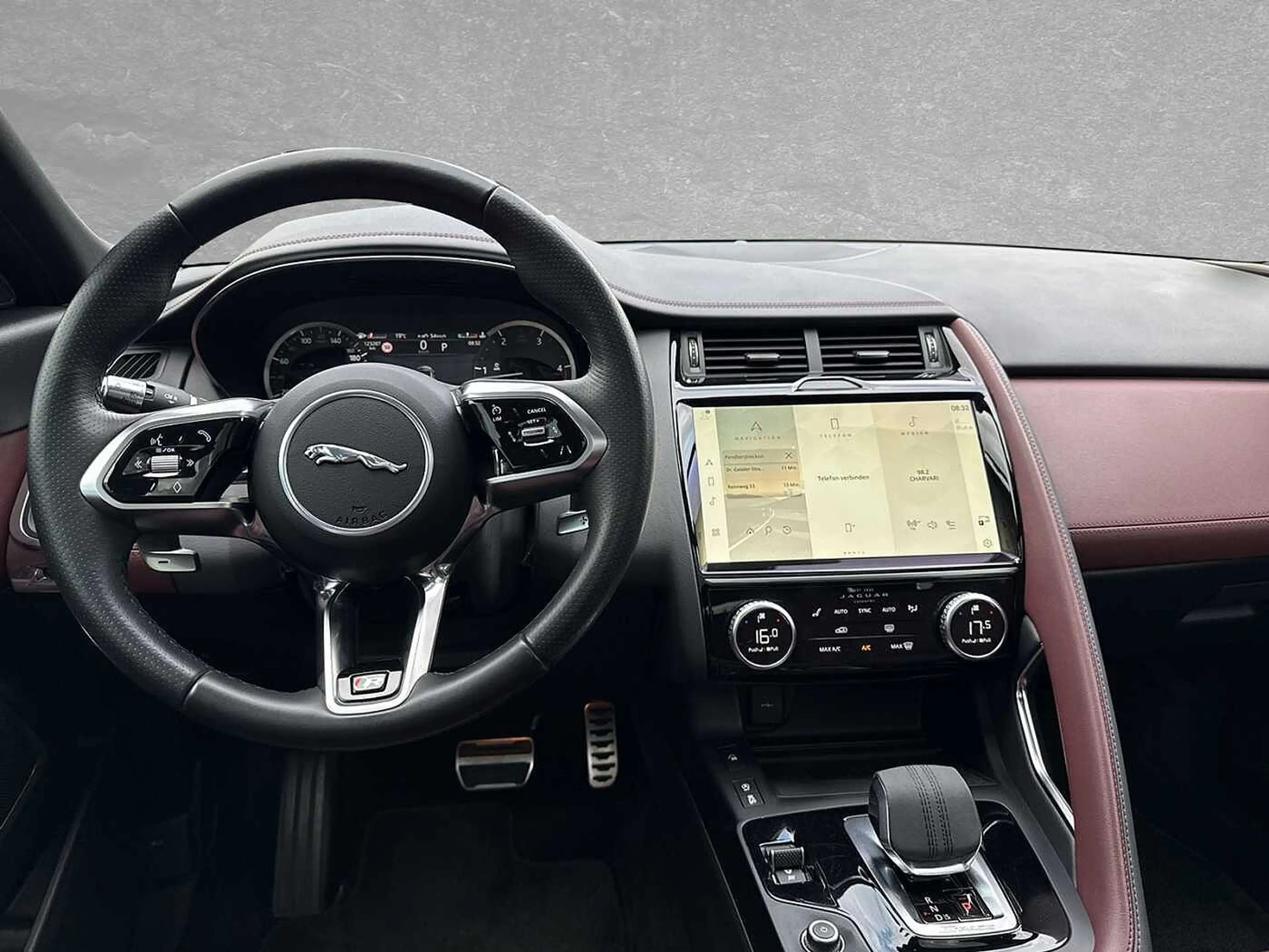 Jaguar E-Pace D165 AWD Aut. R-Dynamic SE — photo 4