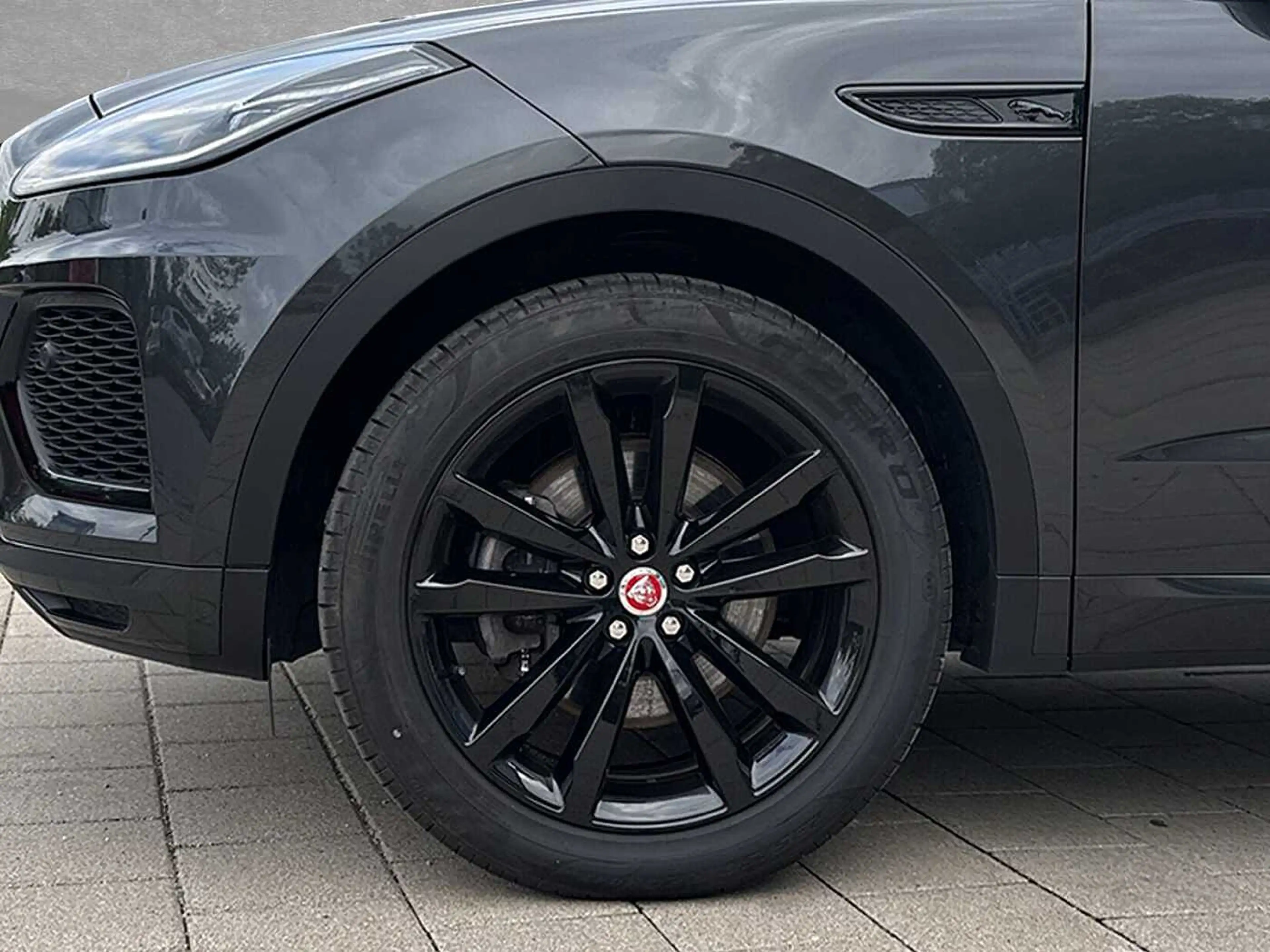 Jaguar E-Pace D165 AWD Aut. R-Dynamic SE — photo 9