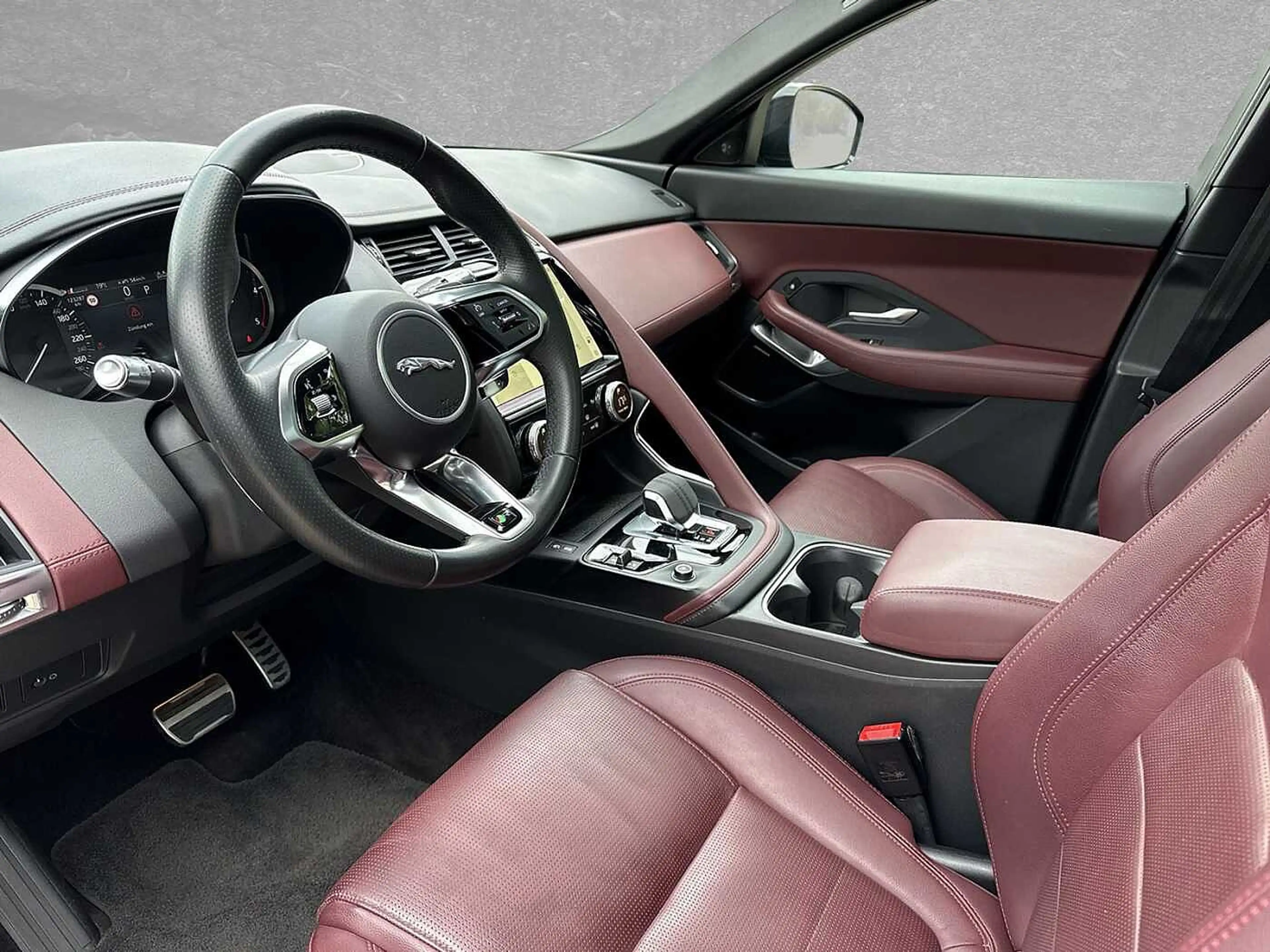 Jaguar E-Pace D165 AWD Aut. R-Dynamic SE — photo 3