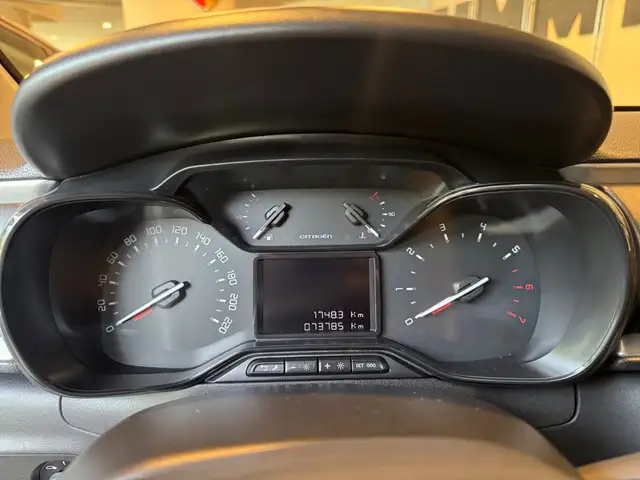 Citroen C3 view 12