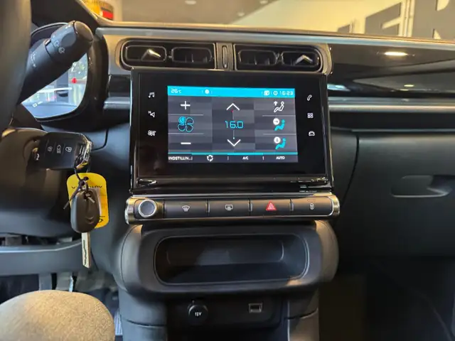 Citroen C3 view 15