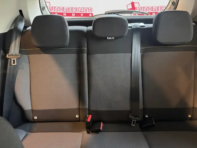 Citroen C3 view 14