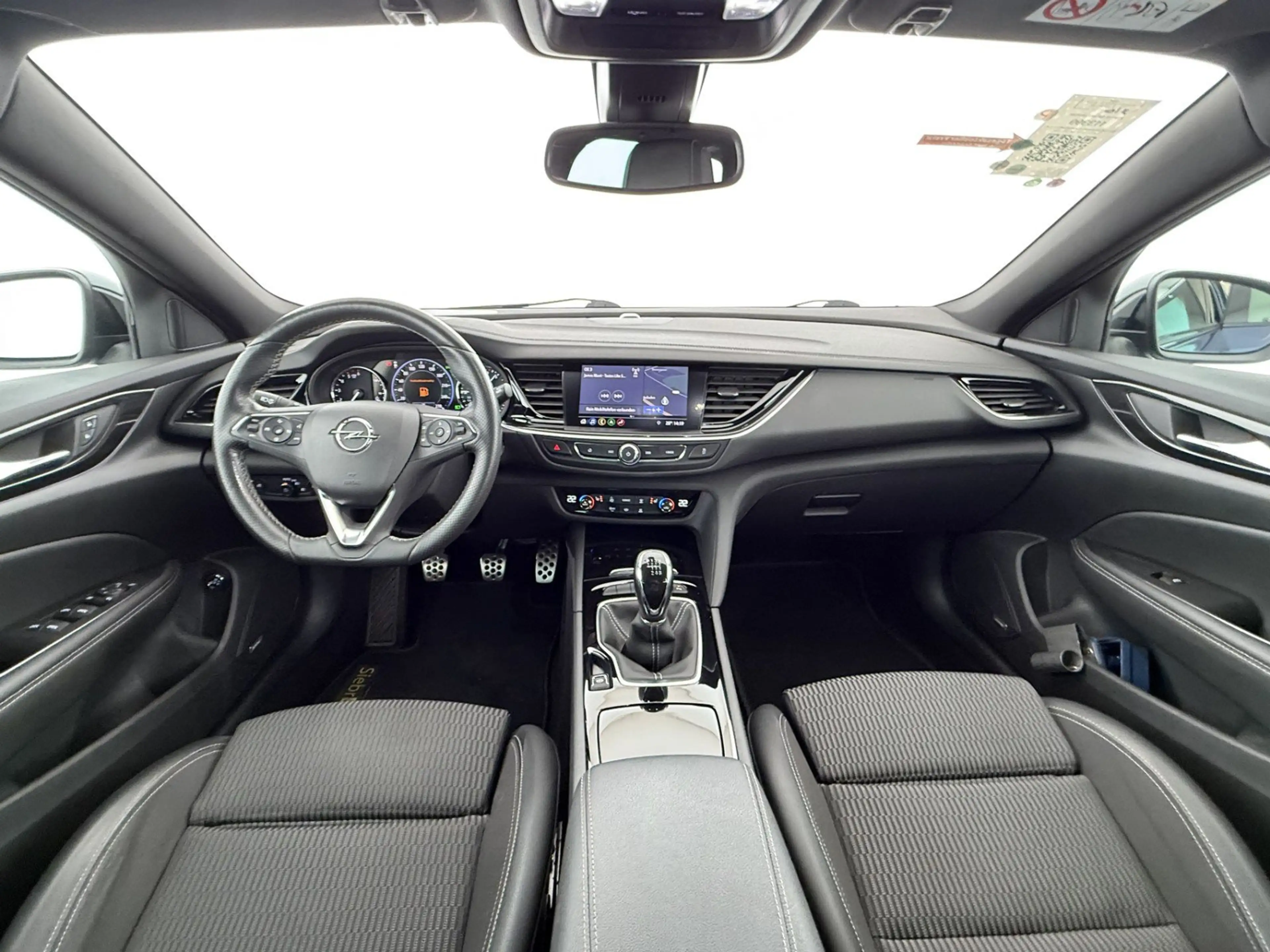 Opel Insignia B ST 2.0 CDTI  Business LED AHK SITZHZG — photo 13