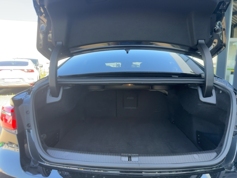 Renault Talisman INITIALE PARIS BLUE dCi 190*TIEFER*BOSE*SHZ* — photo 13