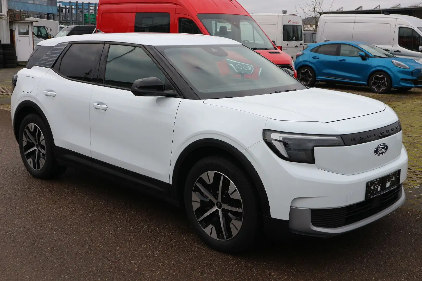 Ford Explorer Extended Range 77kWh Anhängerkupplung Weiß - 2