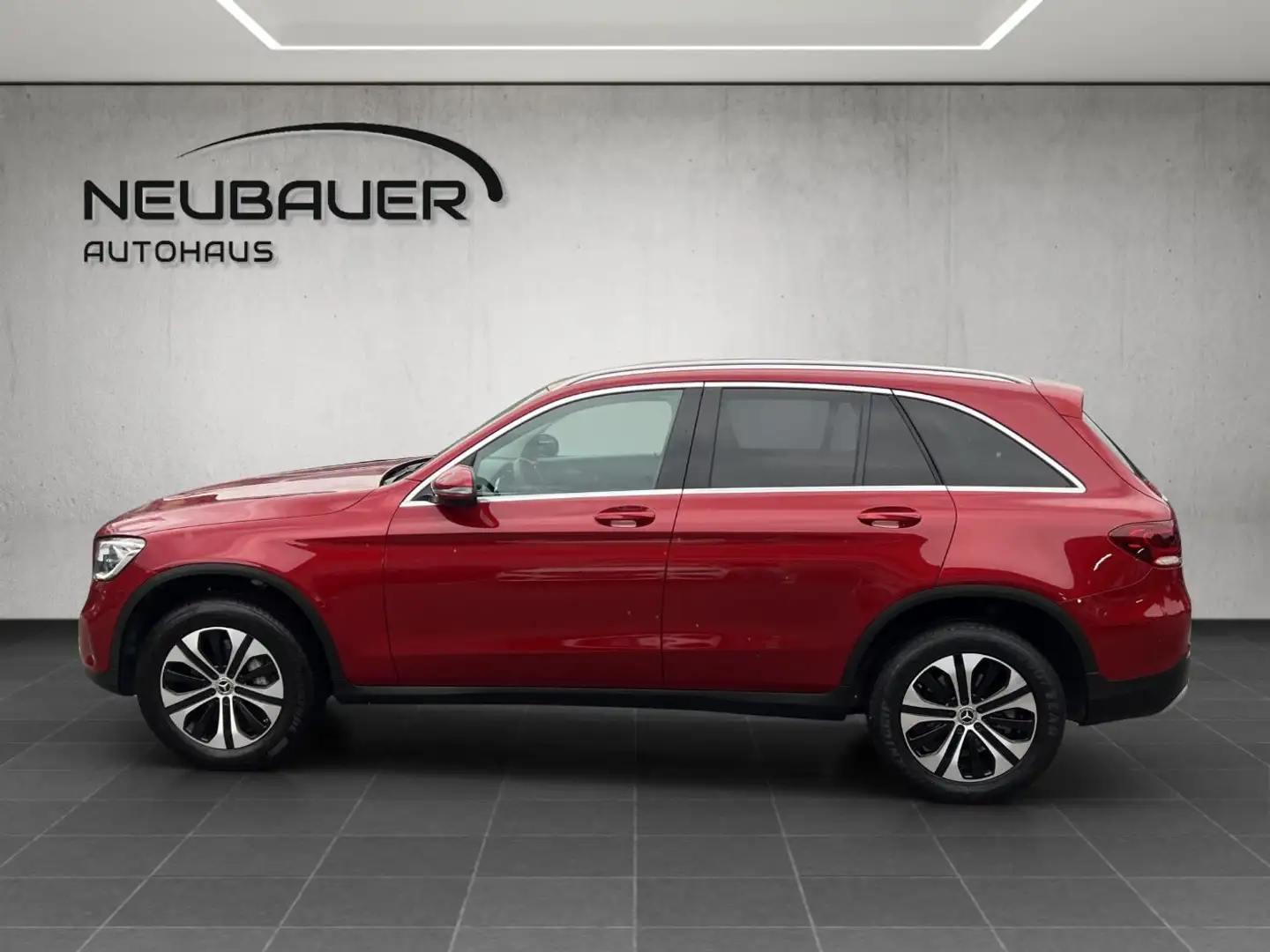 Mercedes-Benz GLC 300 de 4MATIC Distr Shz FAP eHeck MBUX AHK Rot - 2