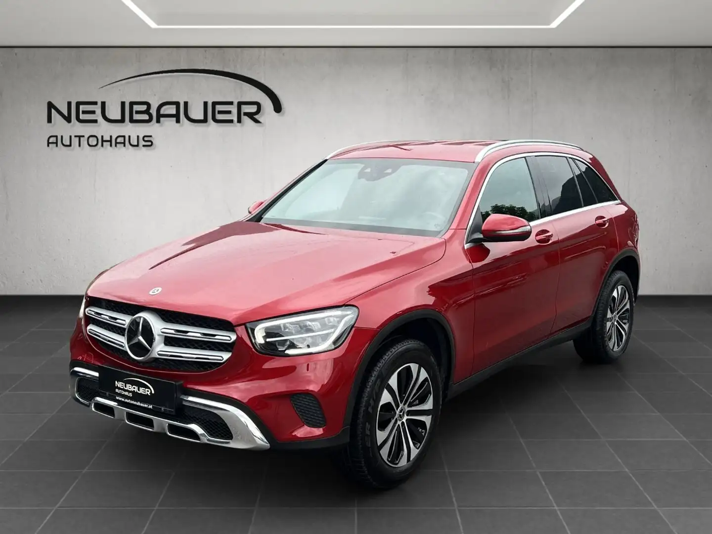 Mercedes-Benz GLC 300 de 4MATIC Distr Shz FAP eHeck MBUX AHK Rot - 1