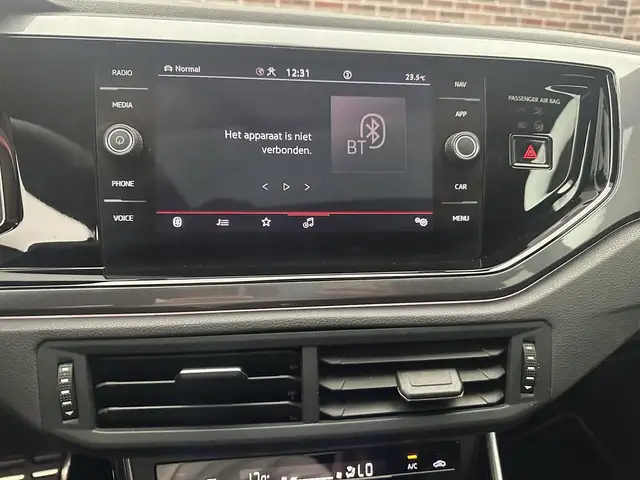 Volkswagen Polo view 14