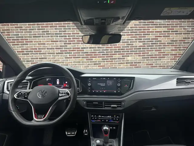 Volkswagen Polo view 11