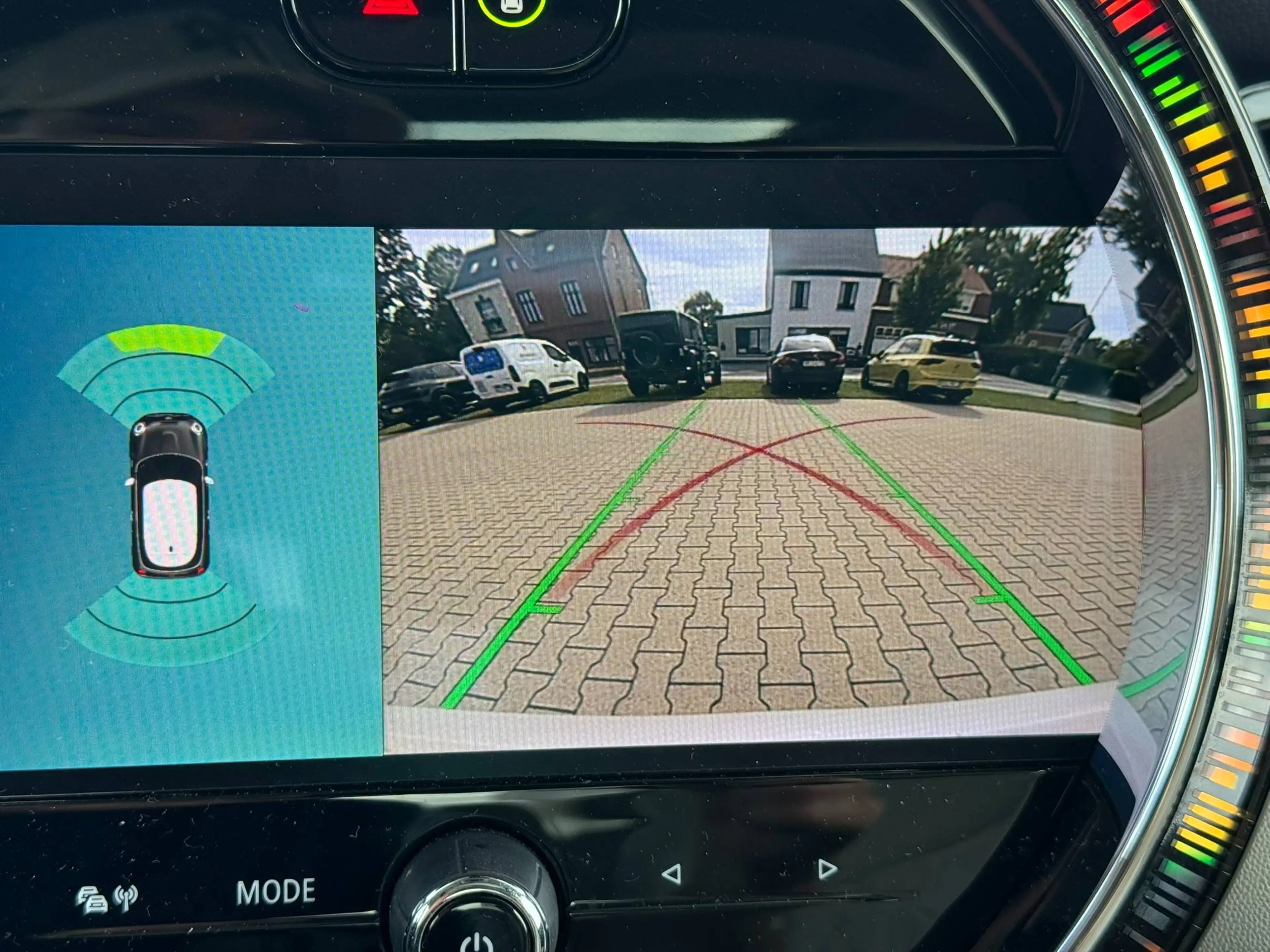 MINI Cooper SE e-Mini 28.9 kWh/ Pano/ ACC/ Camera/ HUD/ Stoel+stuur verwarming/ Keyless/ LED — photo 14
