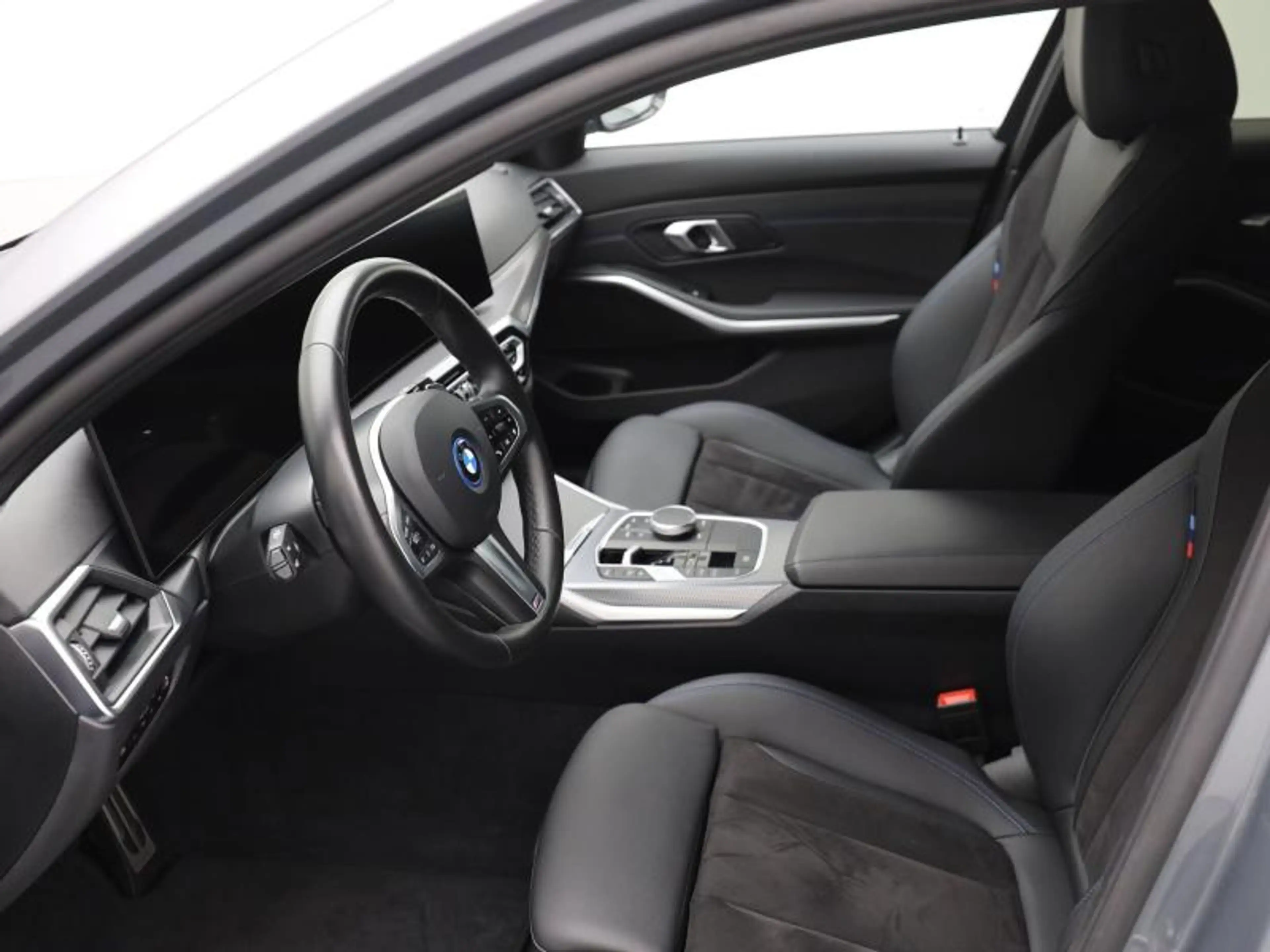 BMW 320 hybrid - m sport - automaat — photo 6