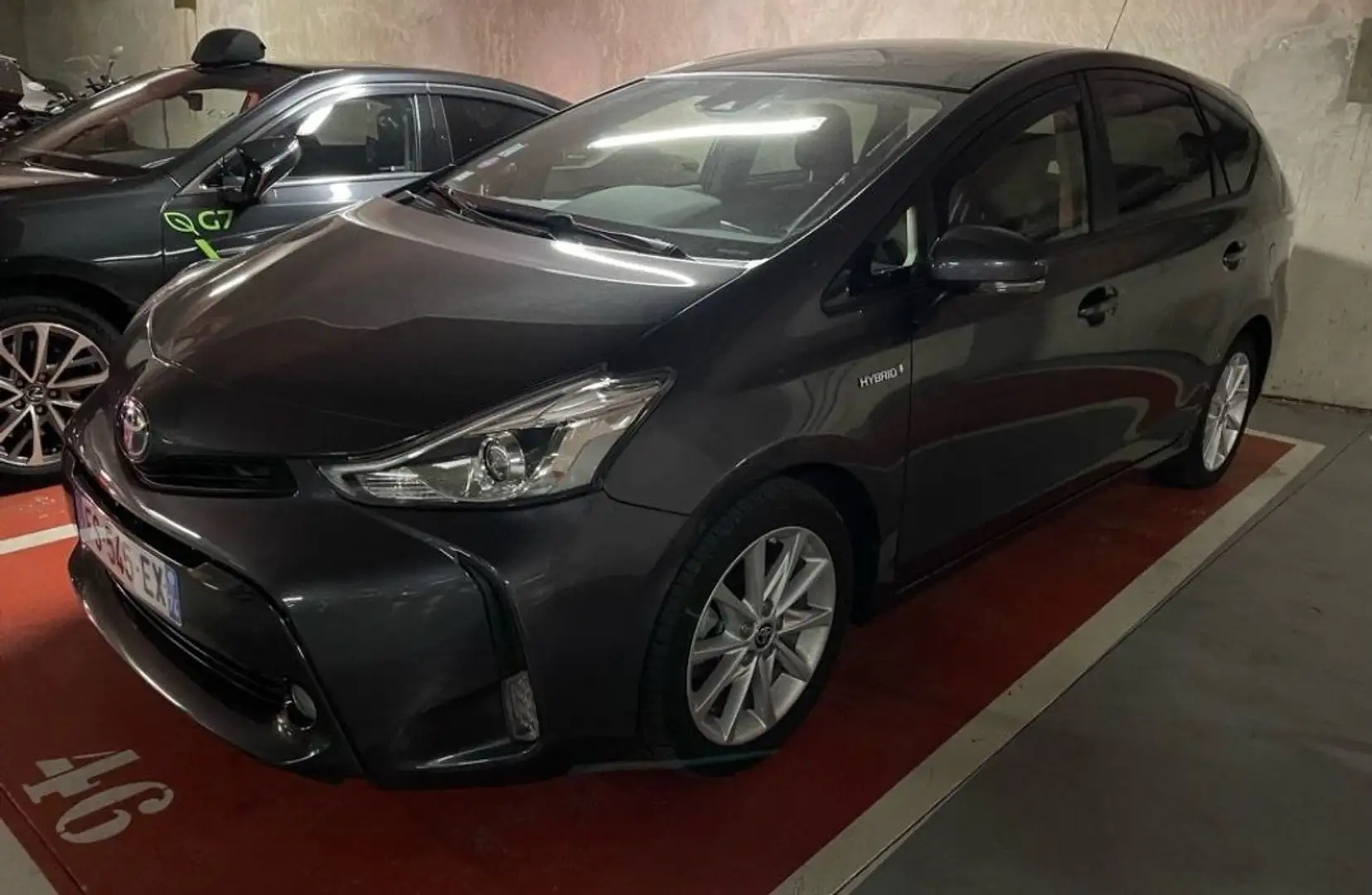 Toyota Prius+ 1.8 Hybride Skyview 136h 7places Gris - 1