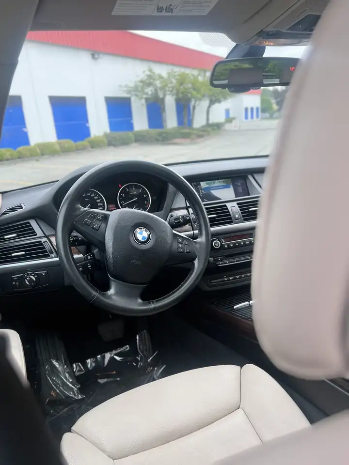 BMW X5 снимка BMW X5