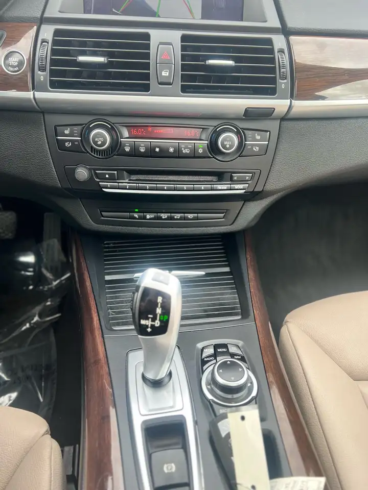 BMW X5 снимка BMW X5